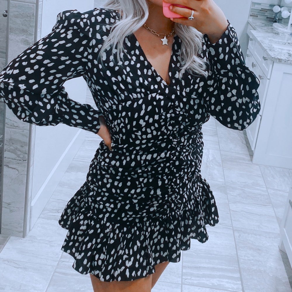 black & white dot print long sleeve mini dress